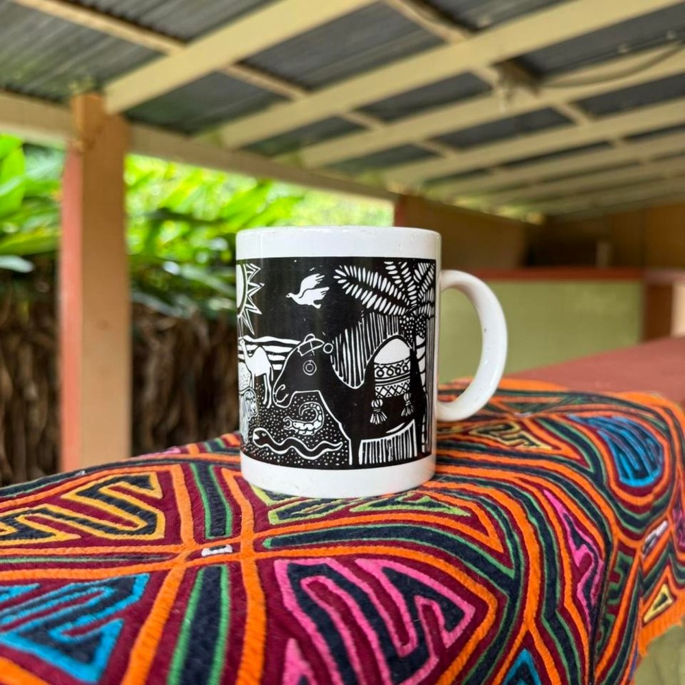 Black & White Wildlife Folk Art Ceramic Mug‎
